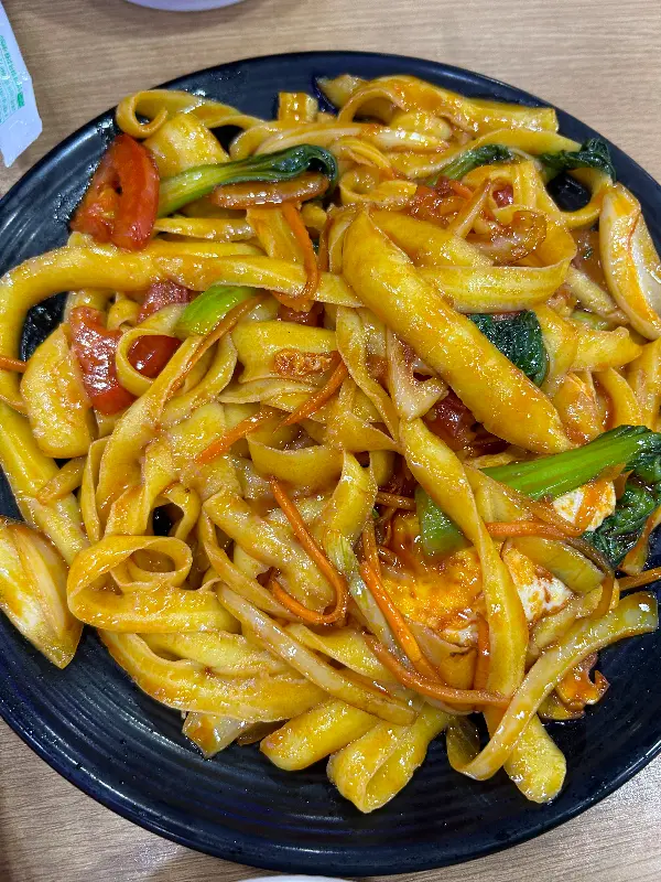 토마토 볶음면의 먹음직스러운 모습