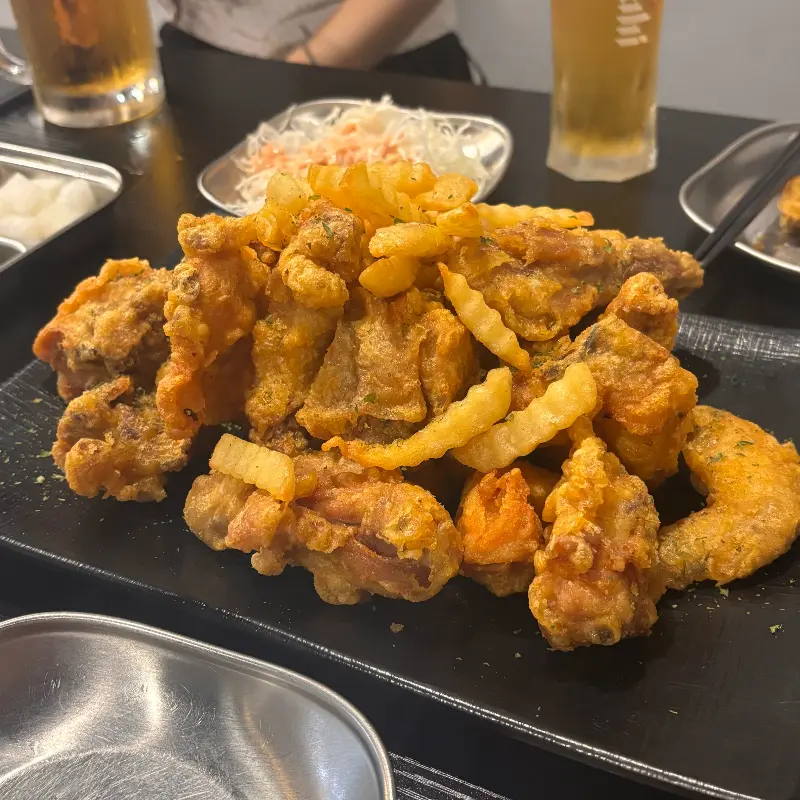 푸짐한 후라이드 치킨