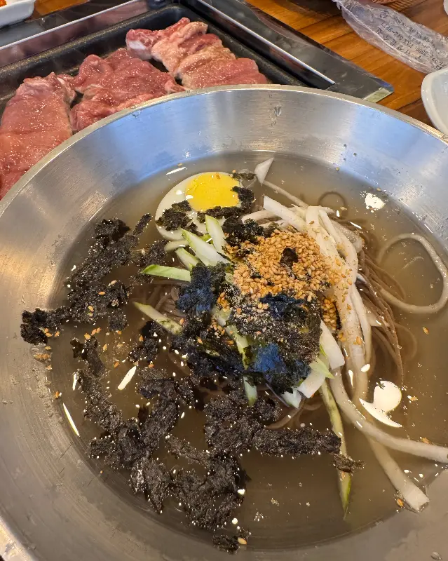 시원한 물막국수