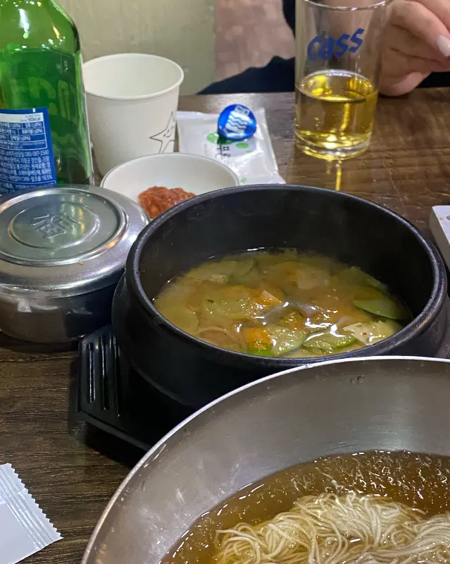 푸짐한 된장찌개와 시원한 물냉면