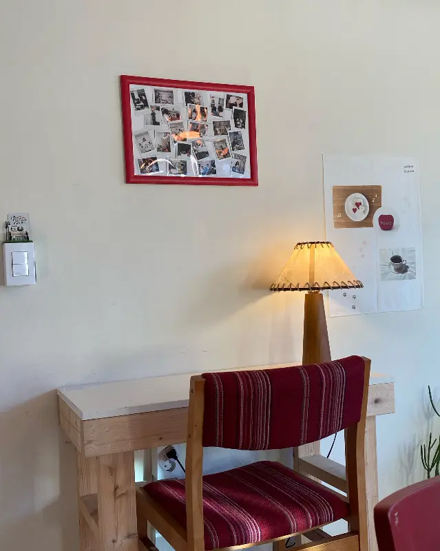 카페 내부 인테리어