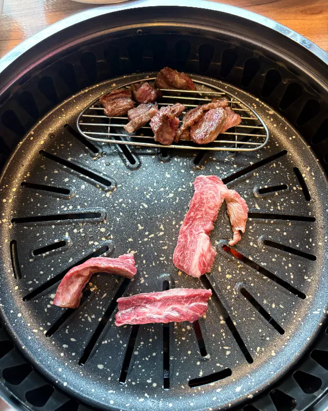 맛있게 구워진 고기