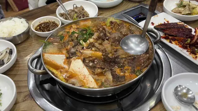 푸짐한 전골 메뉴