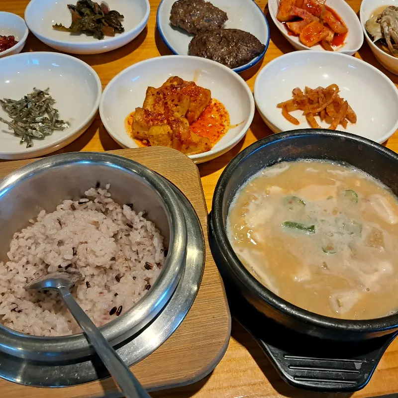 푸짐한 한 상 차림