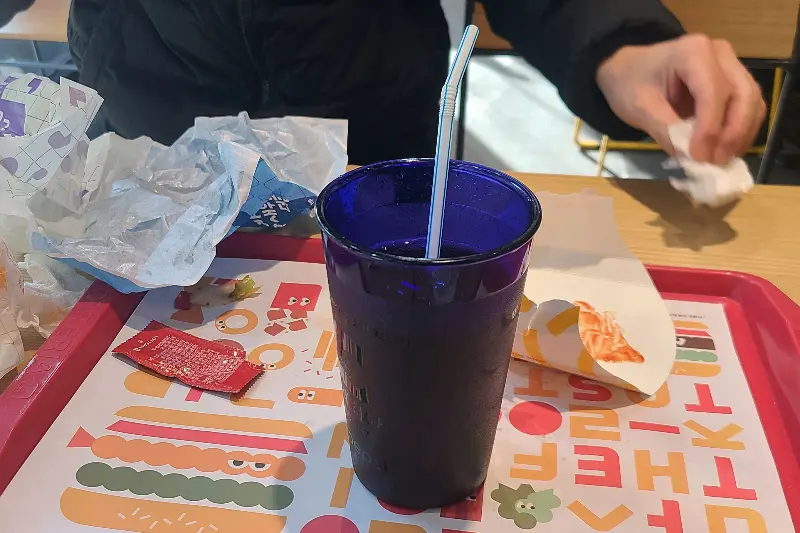 롯데리아에서 판매하는 다양한 메뉴