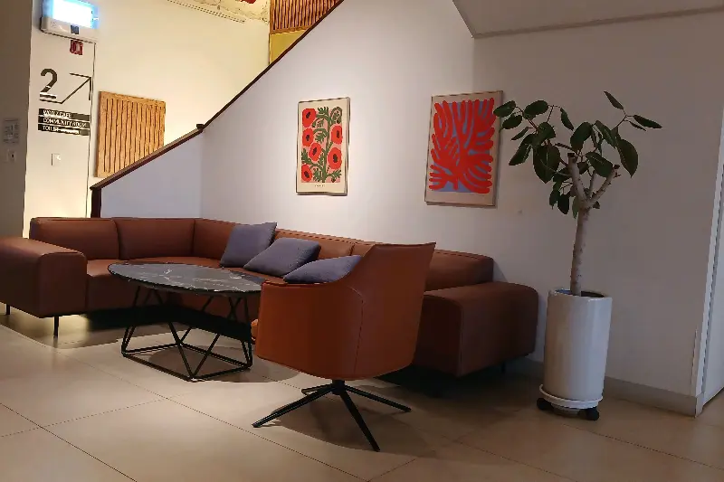 카페 내부 인테리어