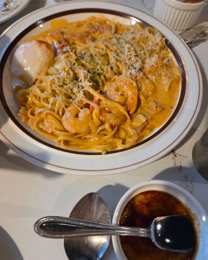 해산물과 면이 푸짐한 파스타