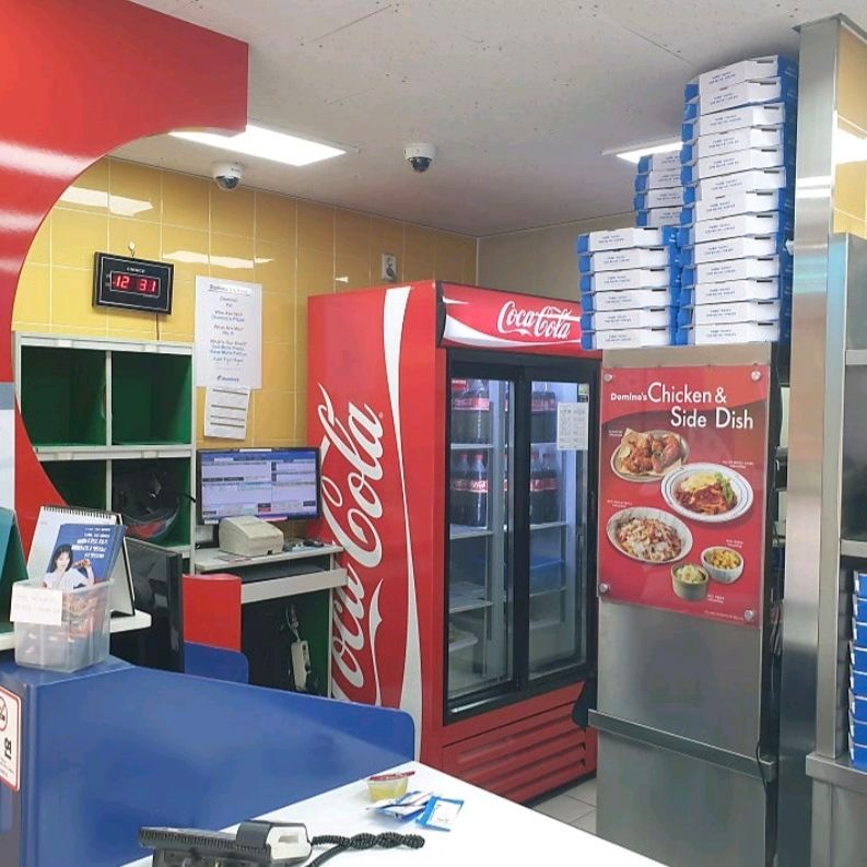 도미노피자 매장 내부