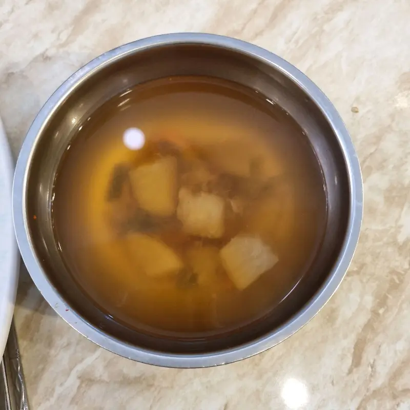 따뜻한 국물로 속을 달래기