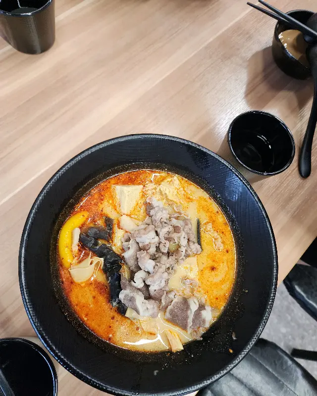 테이블에 놓인 마라탕