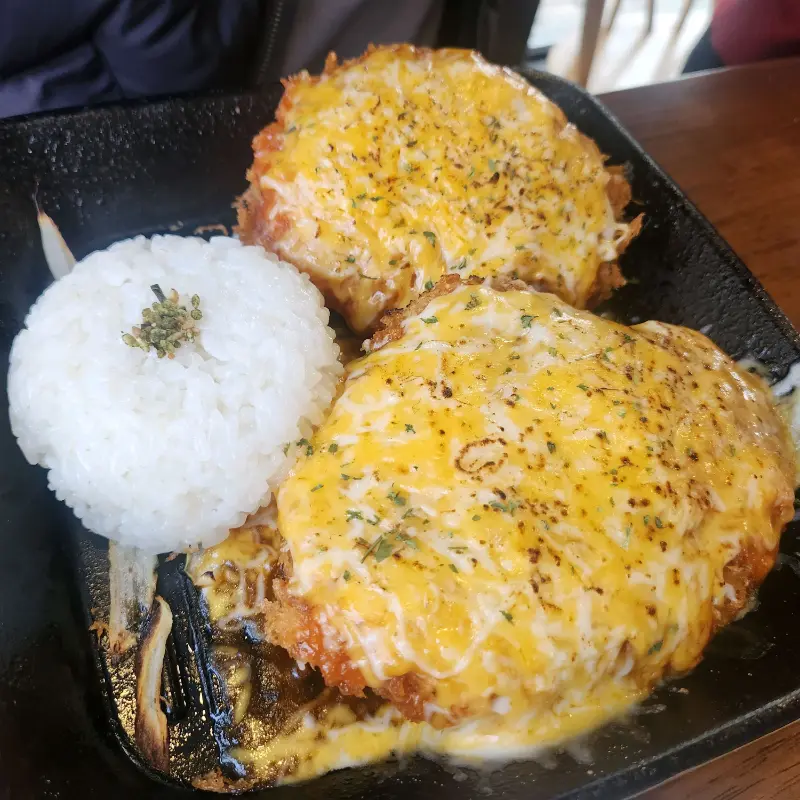 치즈 돈까스