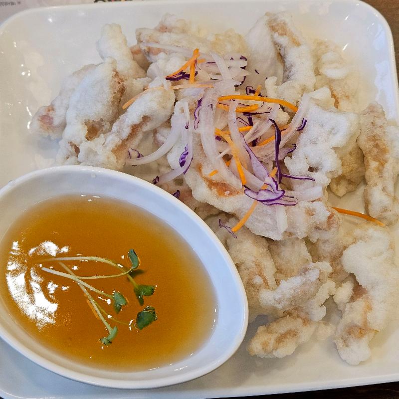 백세삼계탕의 탕수육