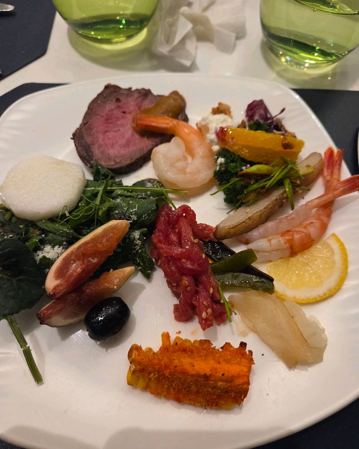 더 스퀘어 뷔페 음식