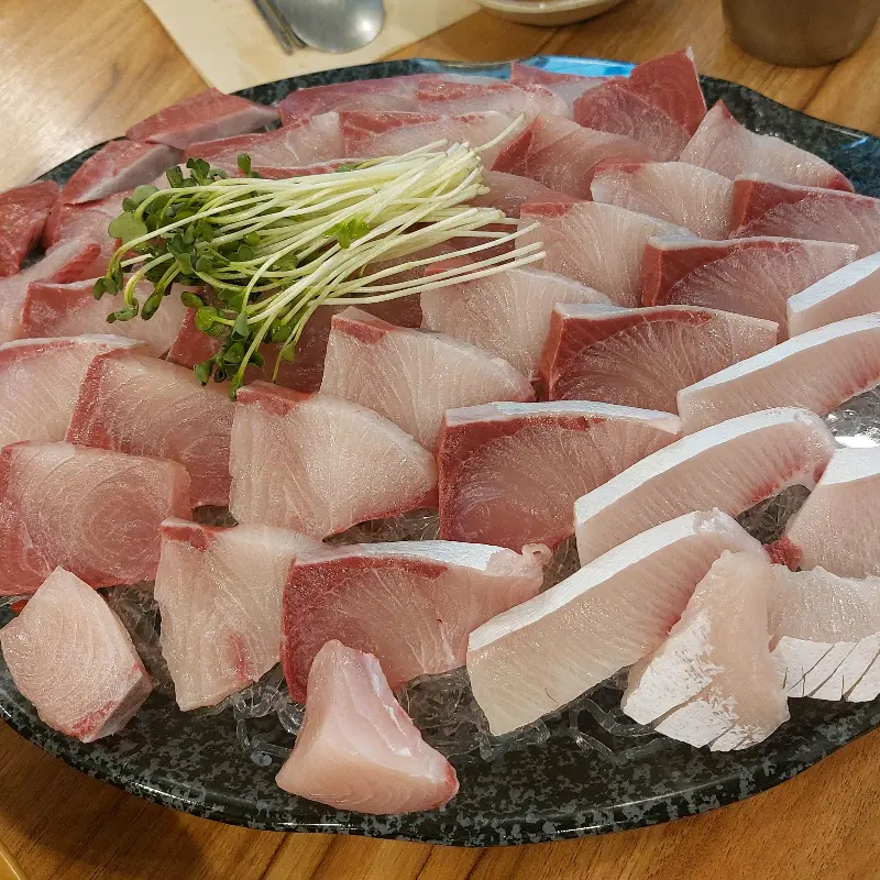 푸짐한 막회 한 상