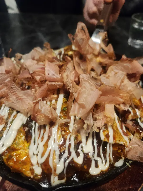 가쓰오부시가 춤추는 오코노미야끼