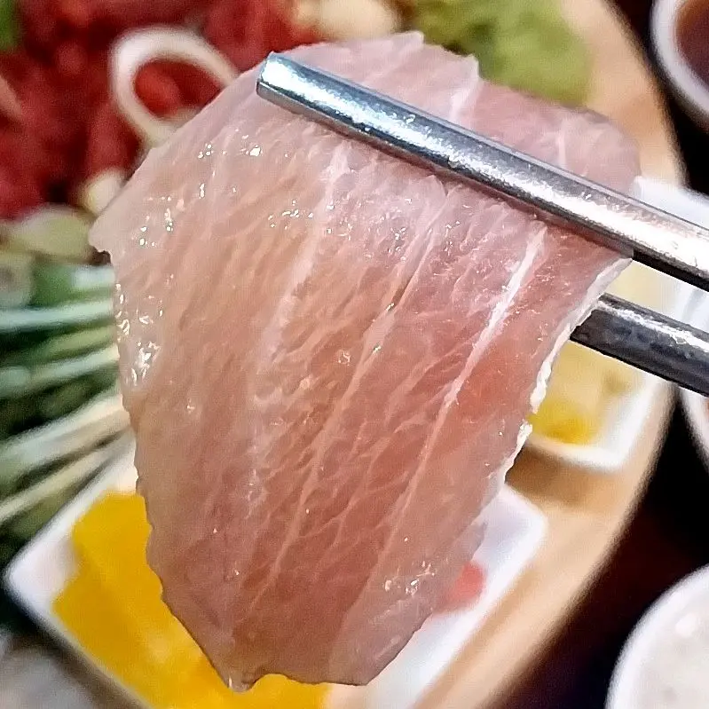 윤기가 흐르는 참치