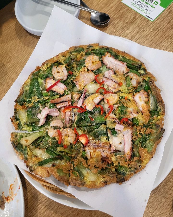 해물이 듬뿍 들어간 파전