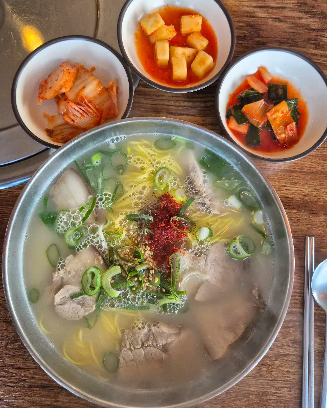 고기국수 한상차림