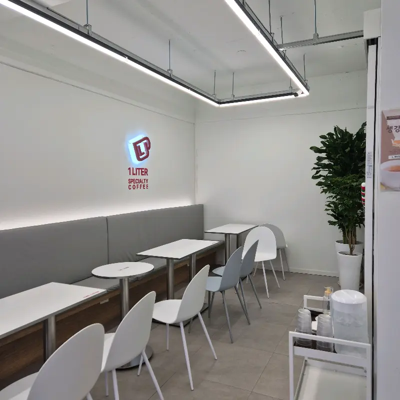 깔끔한 인테리어