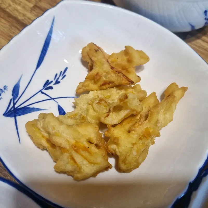 달콤하고 바삭한 고구마 튀김