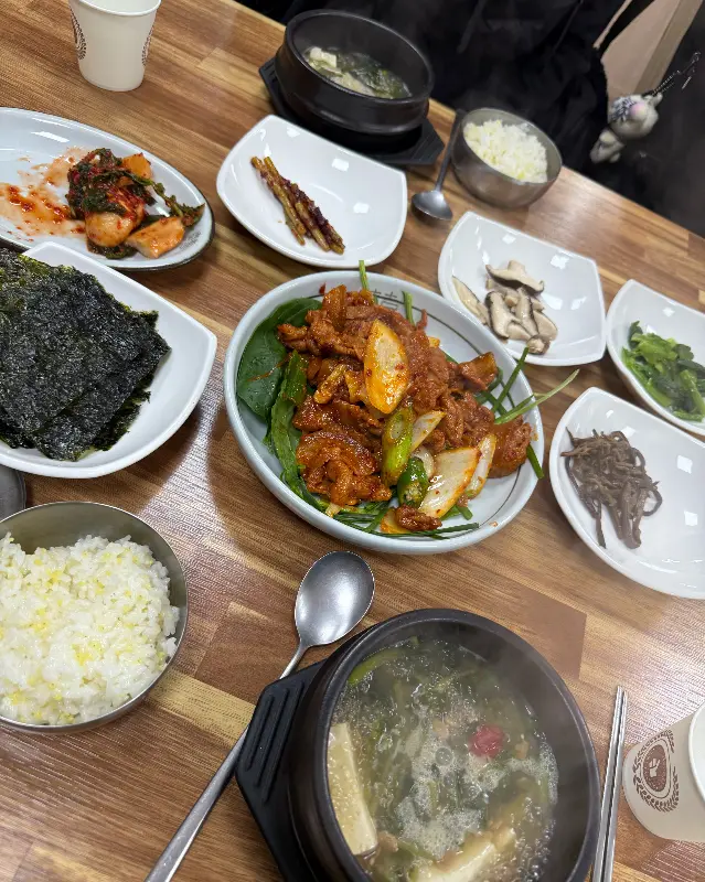 푸짐한 한 상 차림