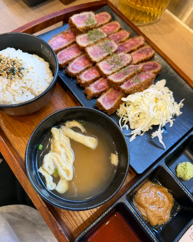 미슐당의 깔끔한 한 상 차림