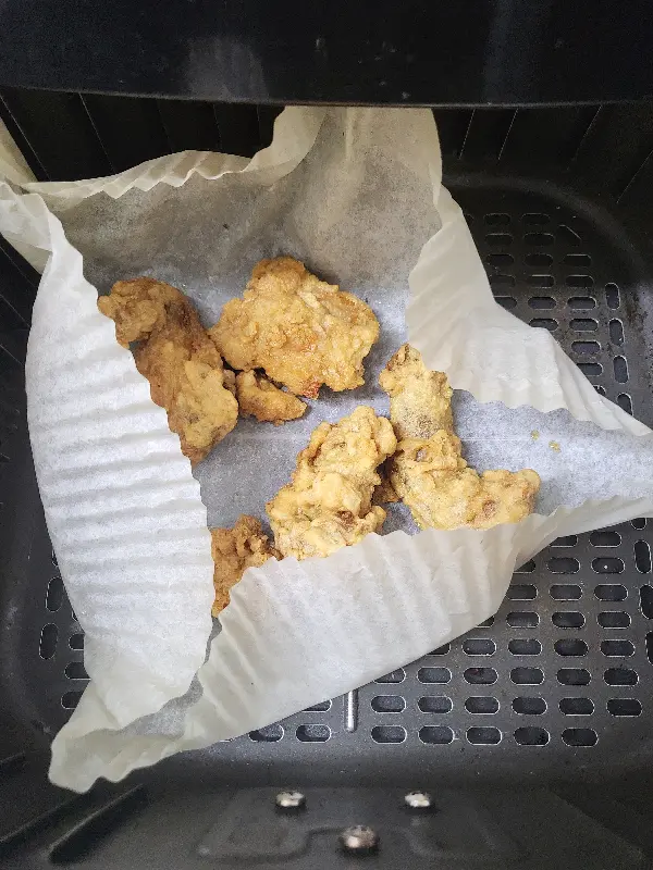 에어프라이어에 데운 치킨