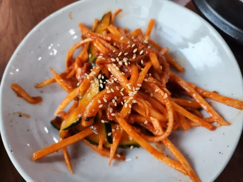 새콤달콤한 가오리무침