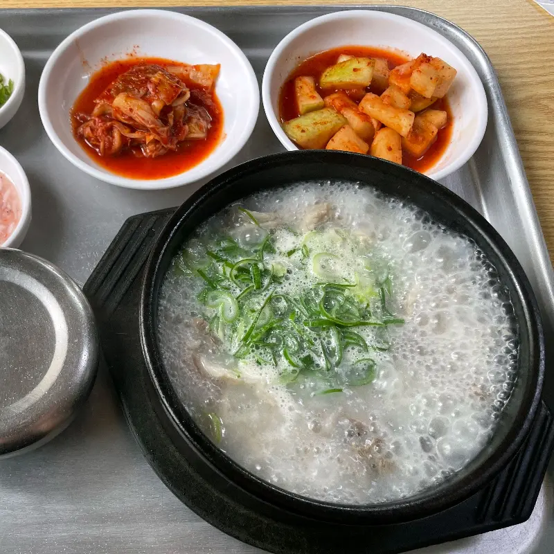 순대국밥 한 상 차림