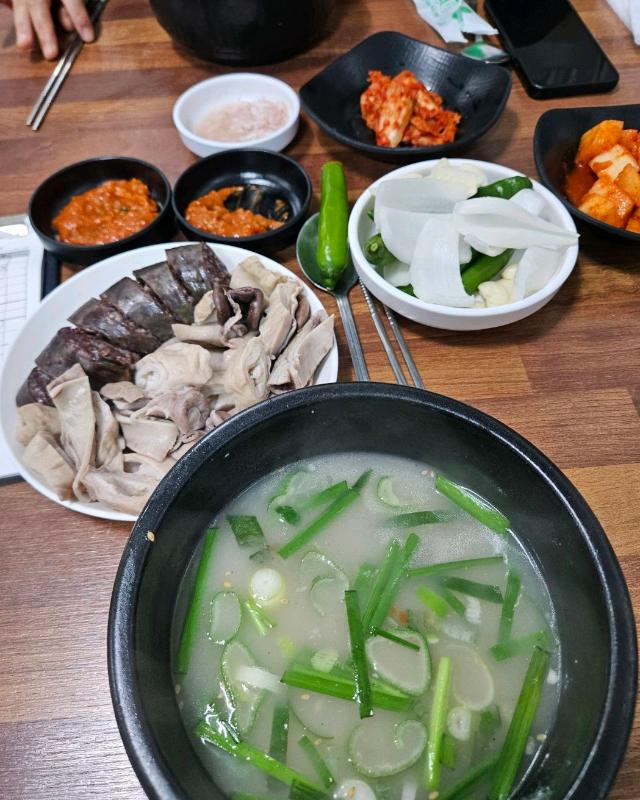 순대, 수육, 국밥 한 상 차림