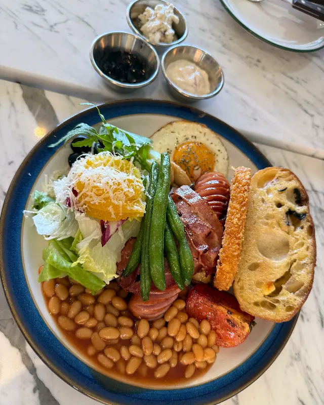 스페셜 브런치 근접샷