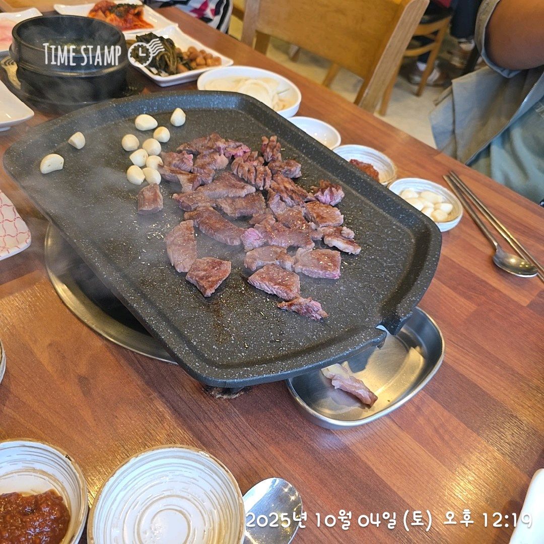 잘 구워진 고기