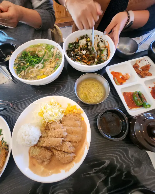 푸짐한 한상차림