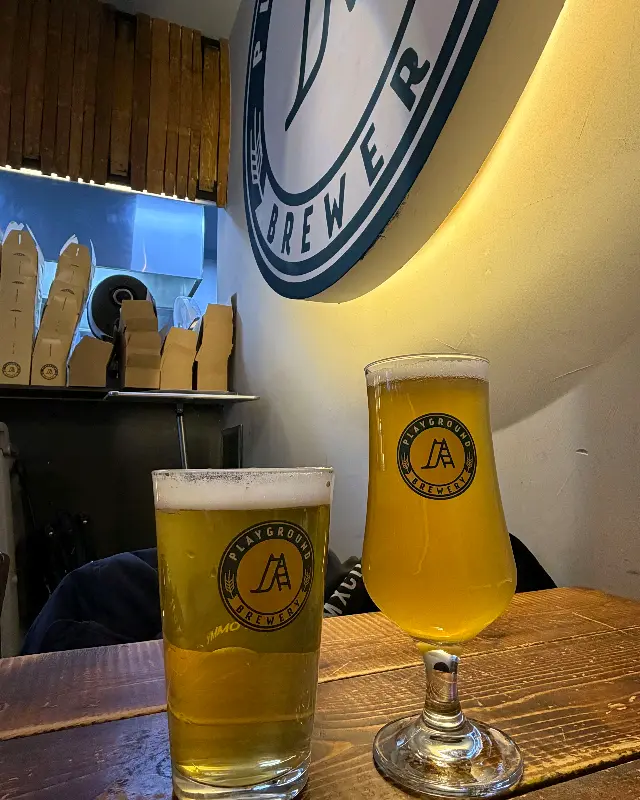 플레이그라운드 브루어리의 내부 모습