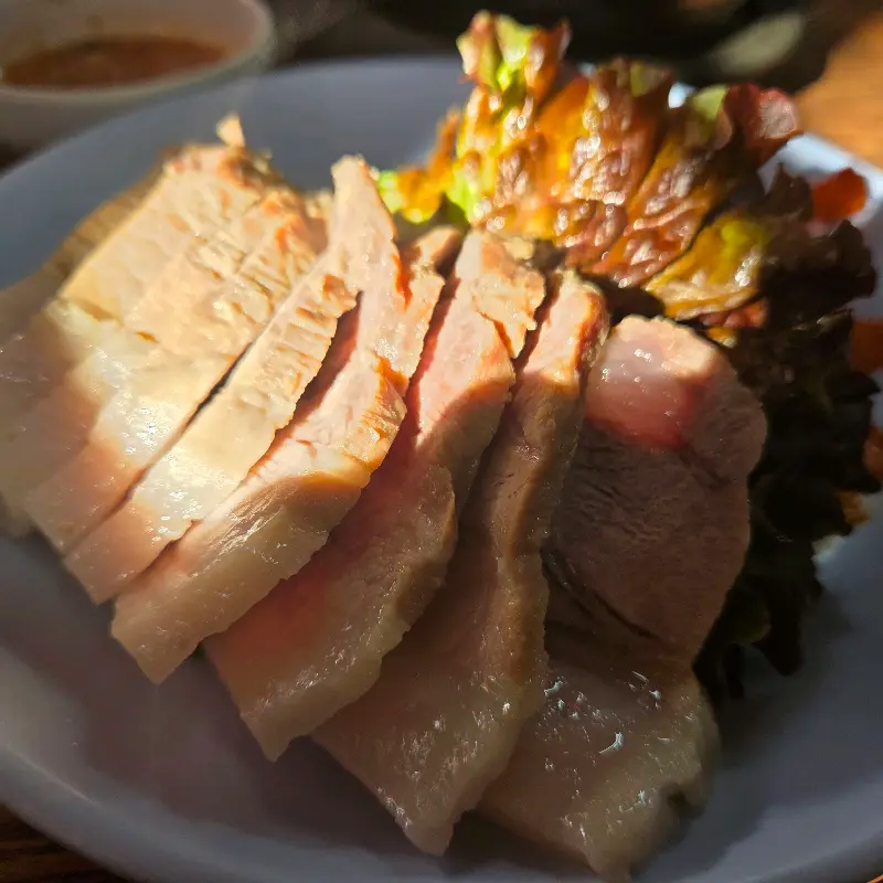 윤기가 흐르는 보쌈