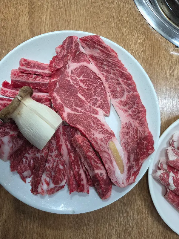 고기와 함께 구워먹는 버섯