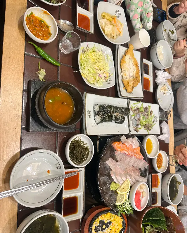 푸짐한 해산물 한 상