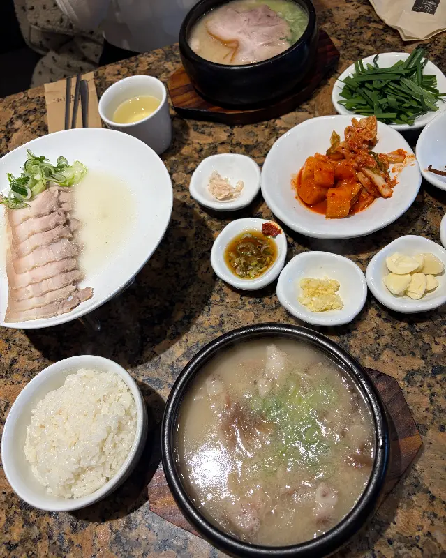 푸짐한 한 상 차림