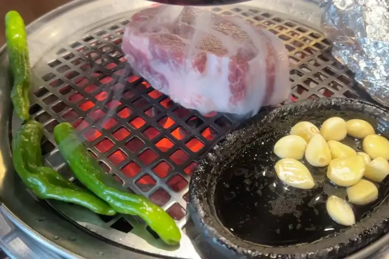 고기와 곁들이는 야채