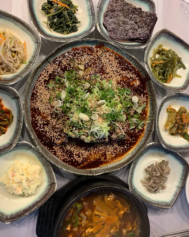 가오리찜과 밑반찬