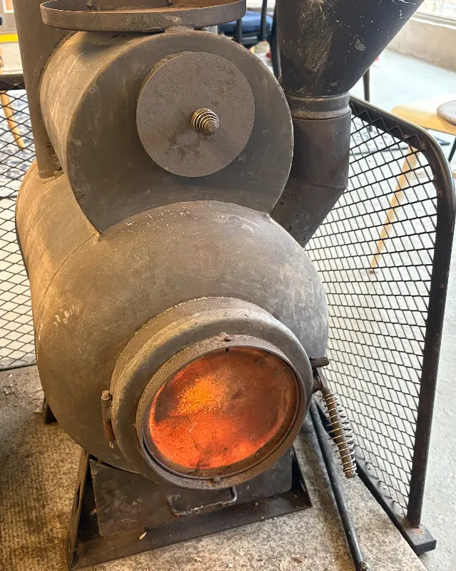 따뜻한 분위기의 실내