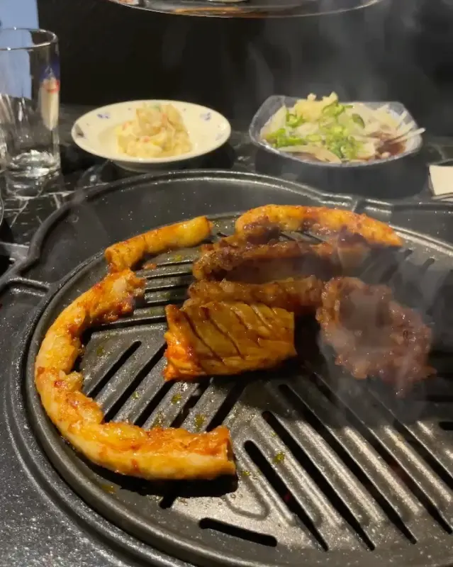 불판 위에서 익어가는 특양