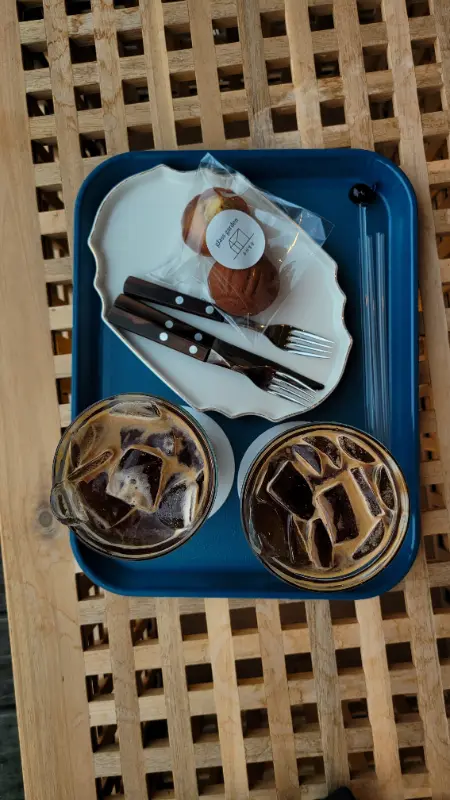 아메리카노와 약과 버터바