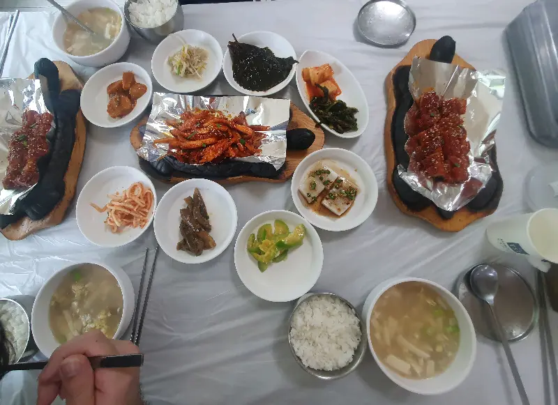 푸짐한 한 상 차림