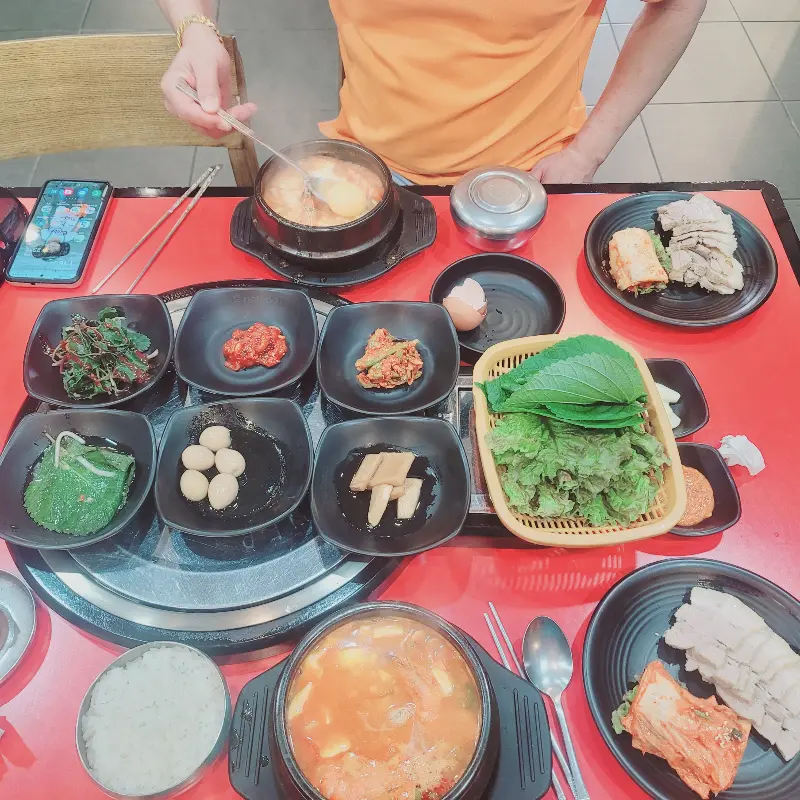 푸짐한 한 상 차림