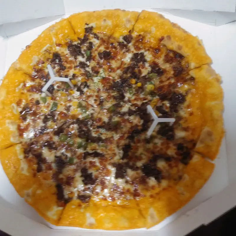 테두리까지 맛있어 보이는 불고기 피자