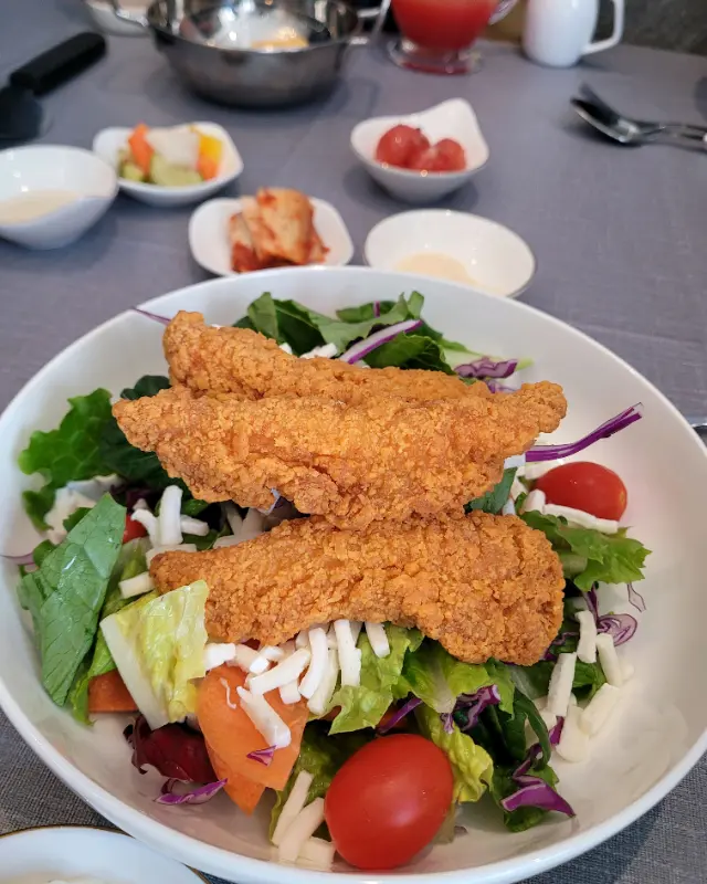 음료와 함께 즐기는 식사