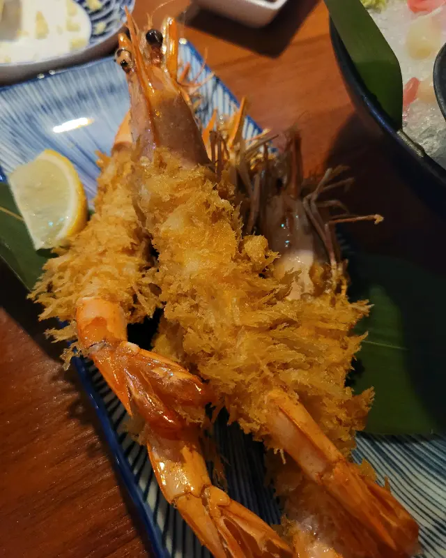 보기만 해도 군침이 도는 새우튀김