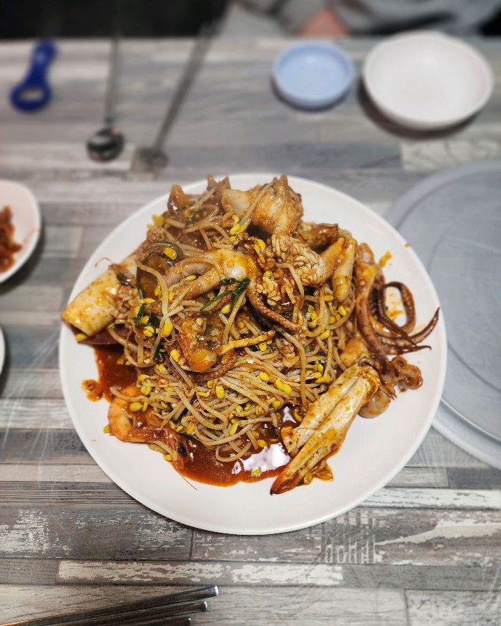 푸짐한 해물찜 한 상차림