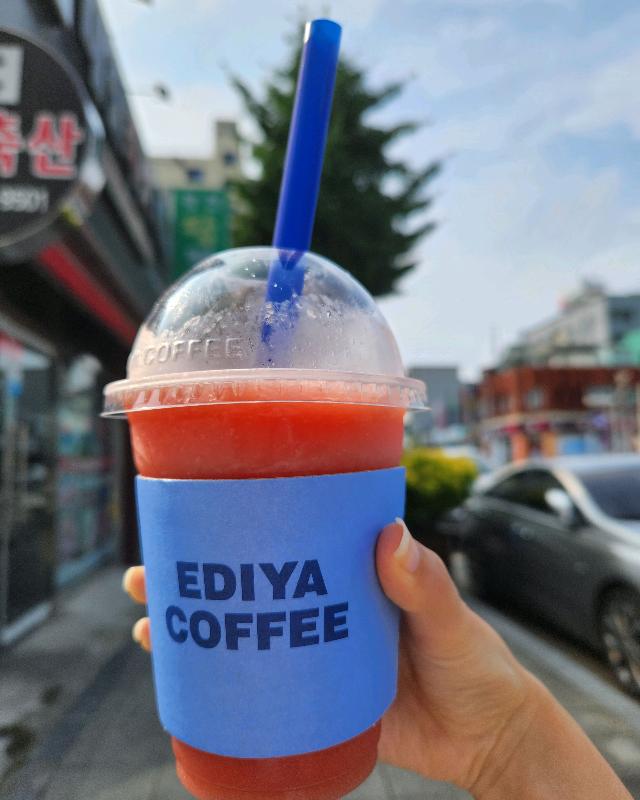 이디야커피에서 즐기는 여유로운 시간